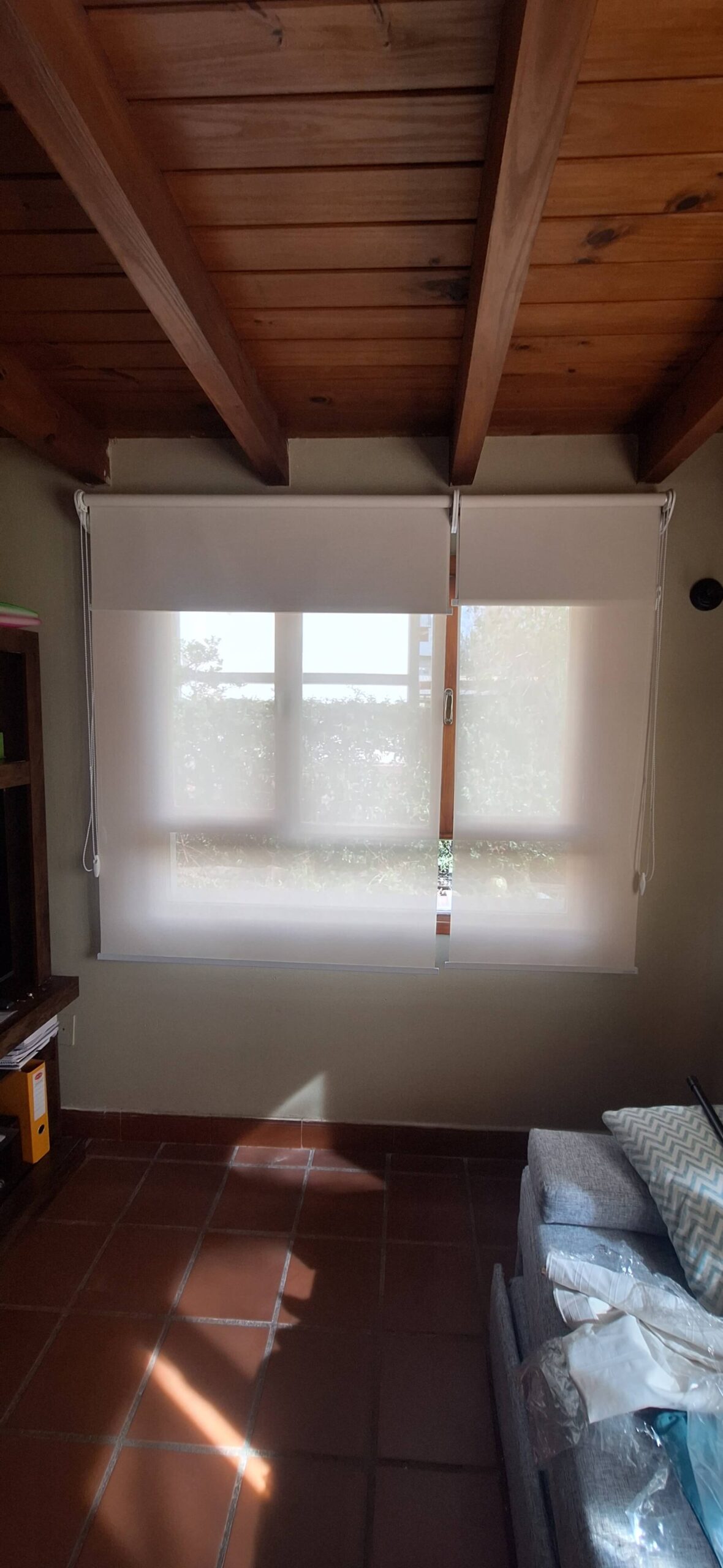 Sunscreen Rollertue 25