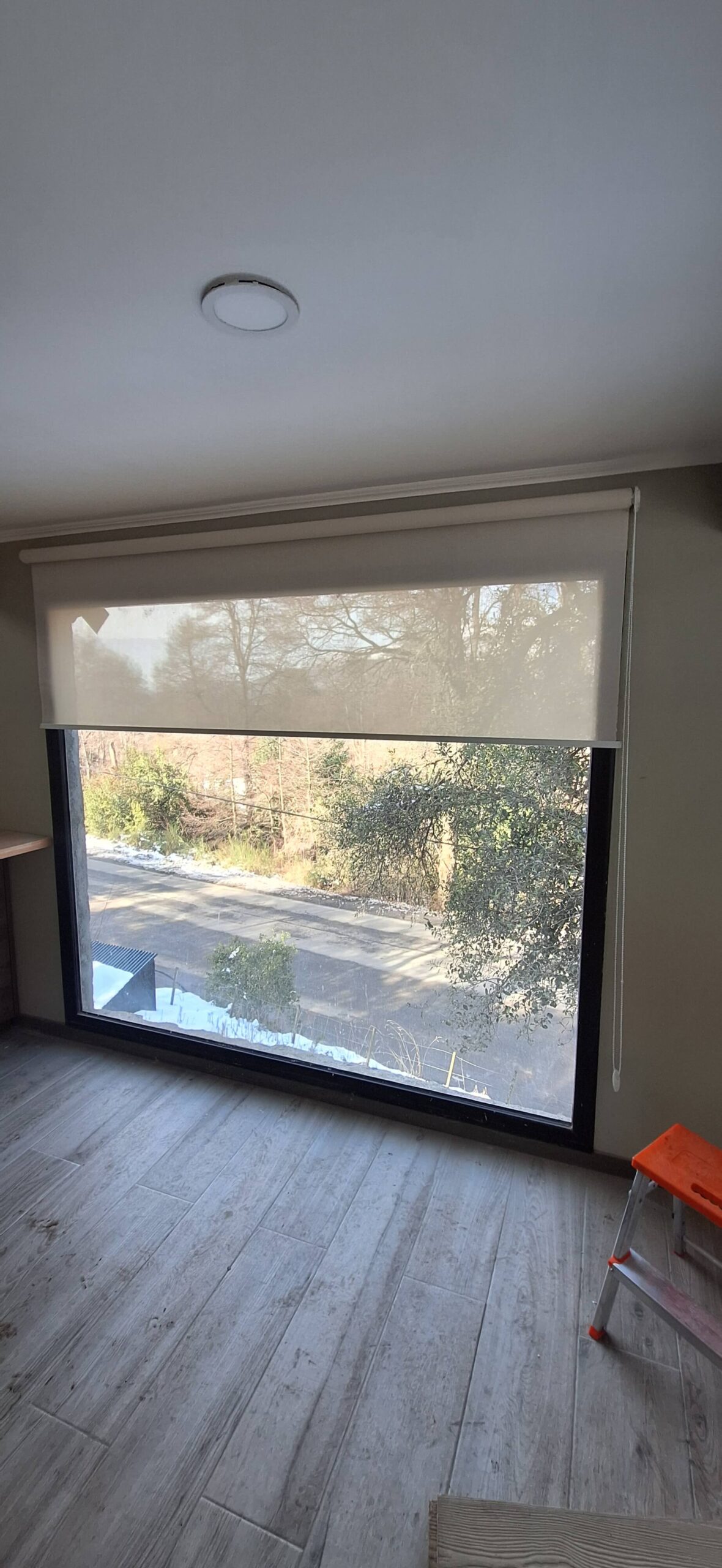 Sunscreen Rollertue Lolog