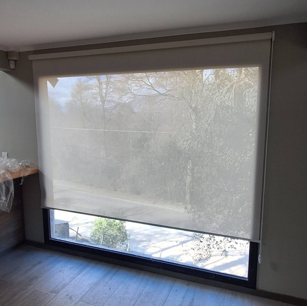 Sunscreen Rollertue 22